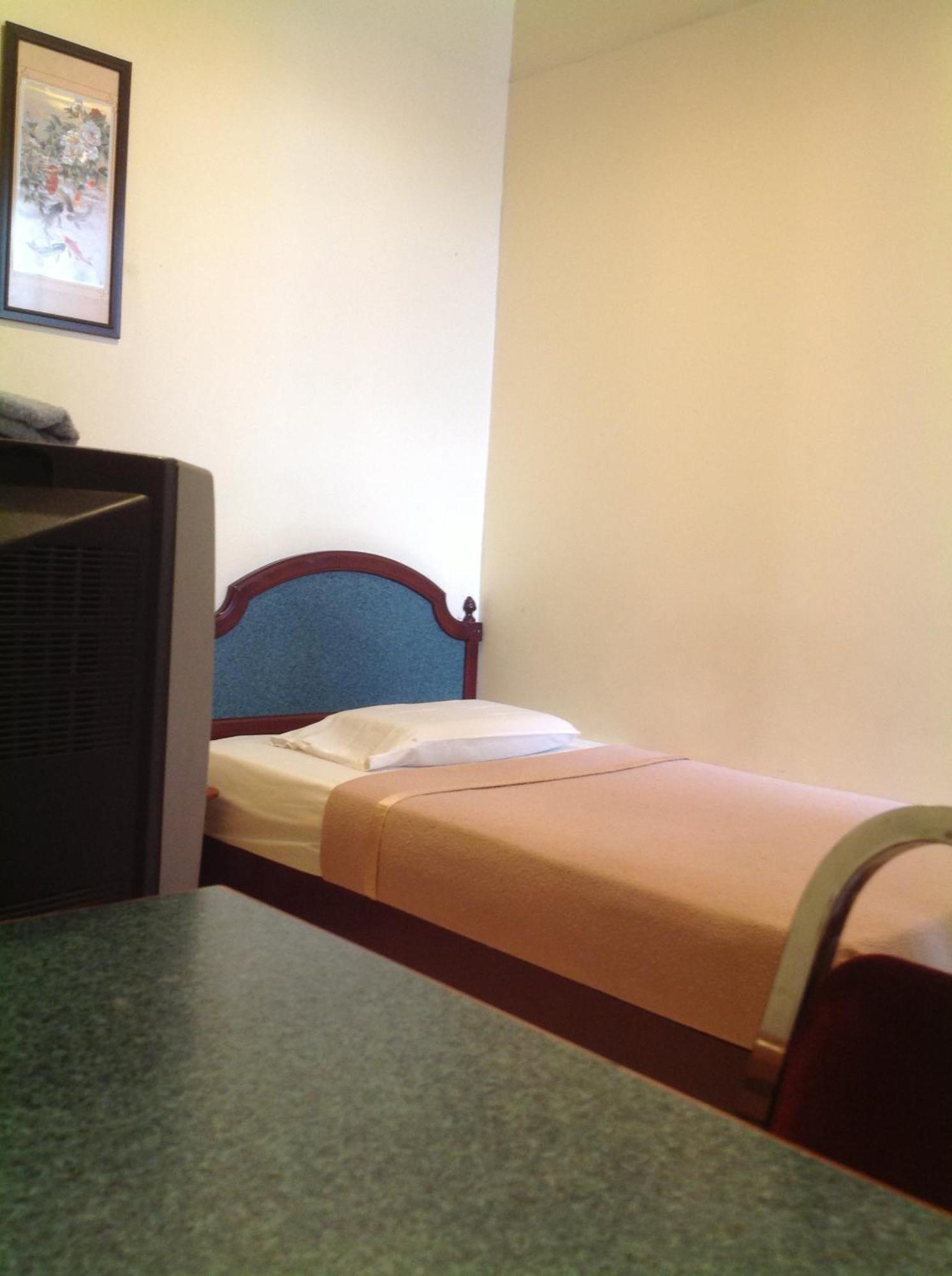 Hotel Morning Glory Kudat Pokój zdjęcie